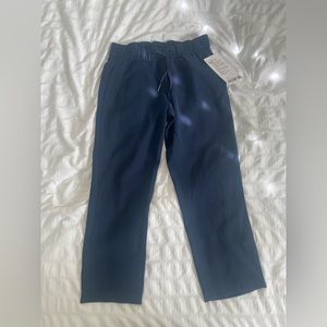 Lululemon On The Fly Crop Woven